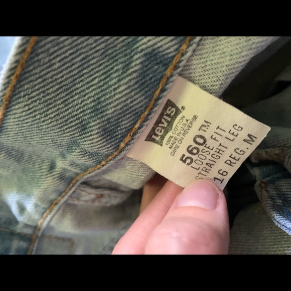 Vintage Levi 560 Jeans - Picture 3 of 4